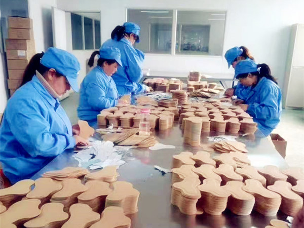 膏藥貼牌是什么意思？委托膏藥代加工的優(yōu)勢是什么？